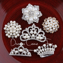 (200pcs/lot) 6Styles Handmade Metal Rhinestone Pearl Buttons For Wedding Crystal Flatback Crown/Tiara For Dress Dridal Brooches
