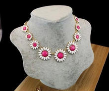 1PC Hot fashion candy color acrylic daisy necklace Yellow Pink flower choker neclace for women party