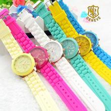 2016 Top Brand White Geneva Watches Quartz Watch Women Reloj Women Dress Watches man Silicone Wristwatches
