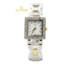 GOLD WINNER Brand Fashion Casual Diamond Watches Women Girls Square Shell Face Waterproof Quartz Watches Wristwatches