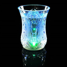 2015 Beautiful Colorful beads point induction Cup Sparkling beer mug LED flash water induction mug