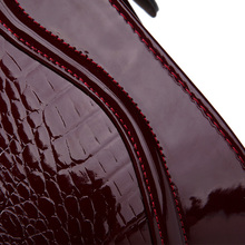 2015 summer paragraph handbag bag middle aged woman middle aged woman mother crocodile bag Messenger bag