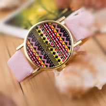Combination of gold frame shell geometric similarity striped circular dial strap means for colorful fashion watches