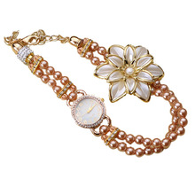 Hot Marketing Hot Sale Luxury Pearl Strap White Flower Bracelet Quartz Wristwatches Women Dress Watches June8