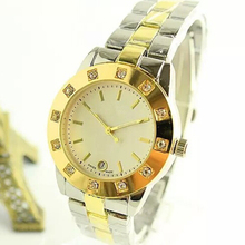 Solo al por menor + envío gratuito 2015 llegada de nuevo lujo Pan taladro mujeres viste el reloj, reloj del calendario, 15 color, con caja de reloj