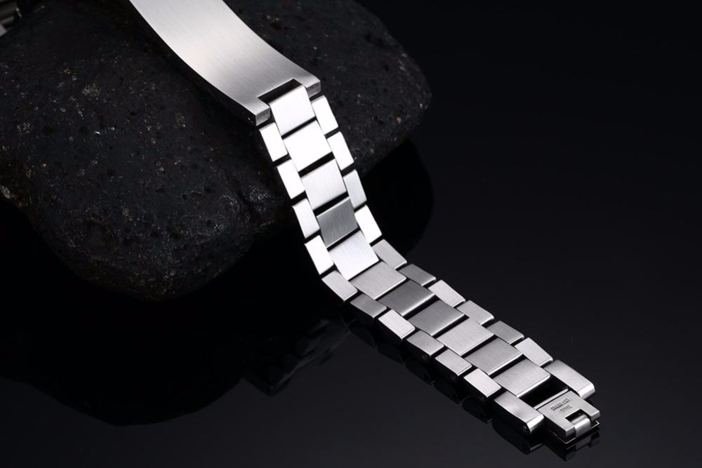 Mens bracelets Free  Stainless Steel Designer Made Scratch Resistant Id Bracelet Edelstahl Armband Men Jewelry silver 110