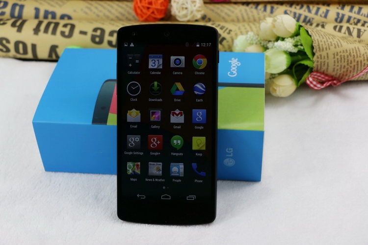   LG Nexus 5, unlcoked D820 4.95   2 G RAM 16 G 8.0MP    
