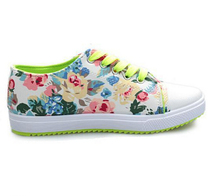 2015 new autumn Women flat heeled Canvas Shoes Low top Flower Print Woman Casual sport Shoes