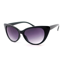 Women’s Vintage Cat Eye Designer Sunglass Outdoor Travel Retro Sunglasses UV400 Protective Sun Glasses for Women 2015 PA0187