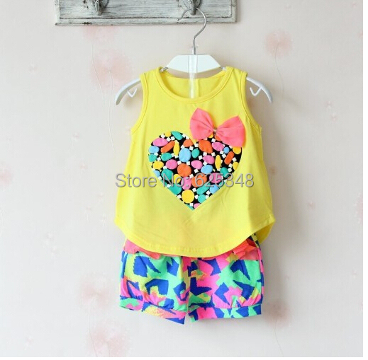 Wholesale 2015 girls clothing sets tops+pants 2 Pcs Set 2-5 Age kids clothes roupas infantil meninas 3 color