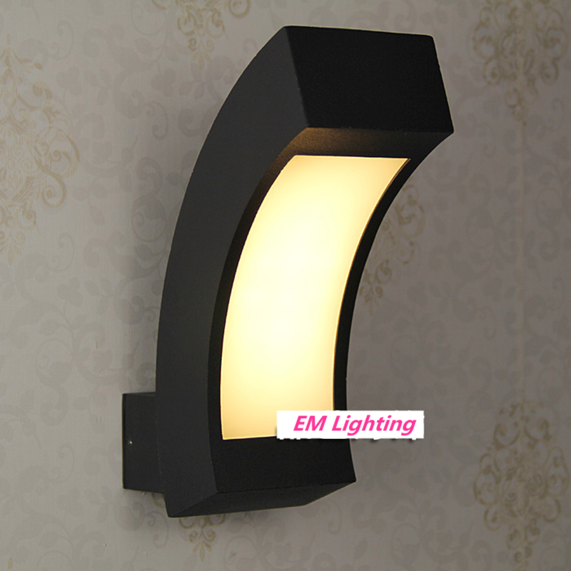New Falcate 8W LED Outdoor Wall Light IP65 Waterproof Wall Lamp Garden lights Home Lighting Wall Sconce Ac90~260V Bathroom Stair