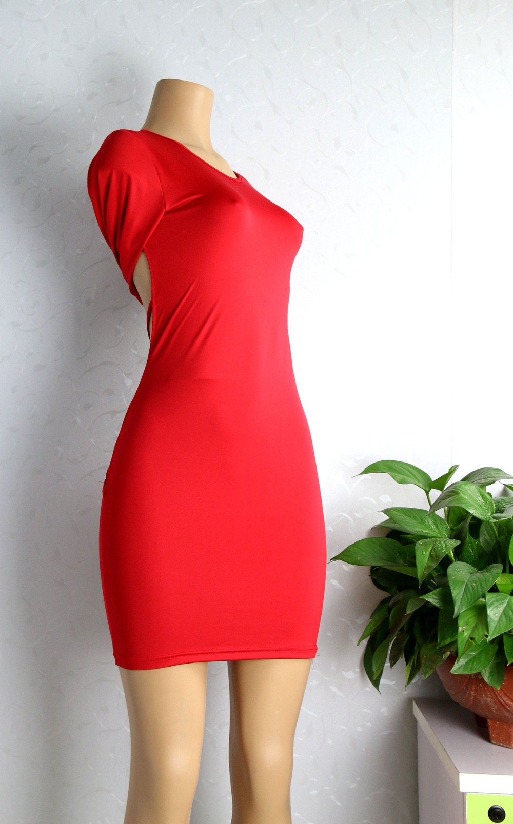 2054141101_1260701806