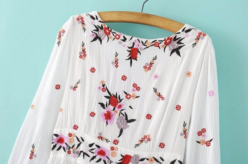 3366645511_1825425251