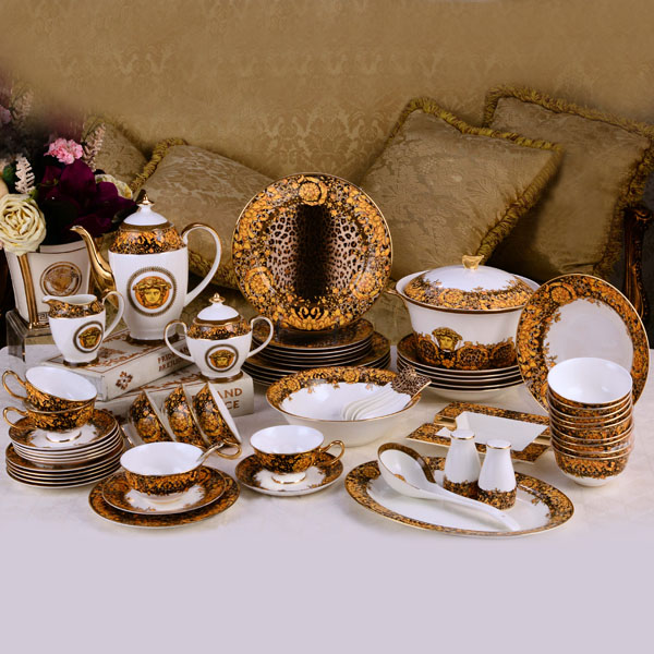 69 pieces Medusa and leopard design porcelain dinner set, famous royal