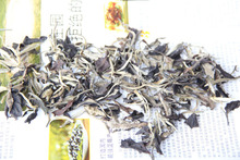 Yunnan puer tea moonlight Bai Sheng tea flavor and spicy taste sweet 2013 free shipping 