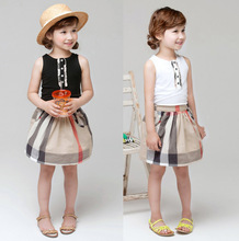Hot Sale children’s clothing 2016 summer new kids sets England girls vest plaid skirt suit free shipping