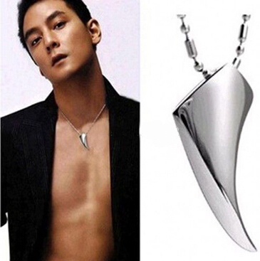 Fashion Men s Necklace 316L Stainless Steel Wolf Tooth Necklace Animal Pendant Necklaces 316L Stainless Steel