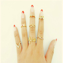 Fashion Kastet Ring Jewelry for Women 7pcs V OK Infinity Cross Gold Mid Nail Knuckle Finger Rings for Women Aneis Femininos