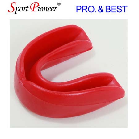 Red Single Boxing Mouth Guard Basketball mouthpiece Mouthwear Upper 