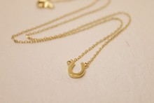 1PCS N069 Fashion Lucky Horseshoe Necklace Mens Jewelry Horse Hoof Necklaces Cute U Necklace Small Simple