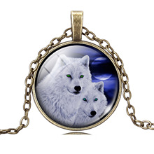 Cool Wolf Picture Pendant Necklace Vintage Bronze Statement Chain Jewelry Summer Style Glass Cabochon Necklace for