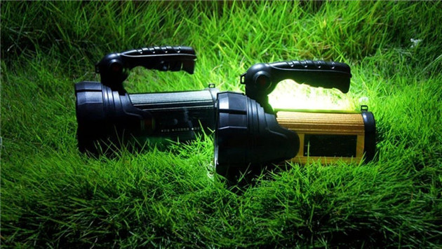 powerful led flashlight5