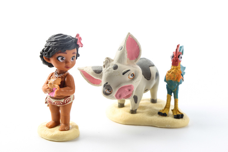 baby moana figurine
