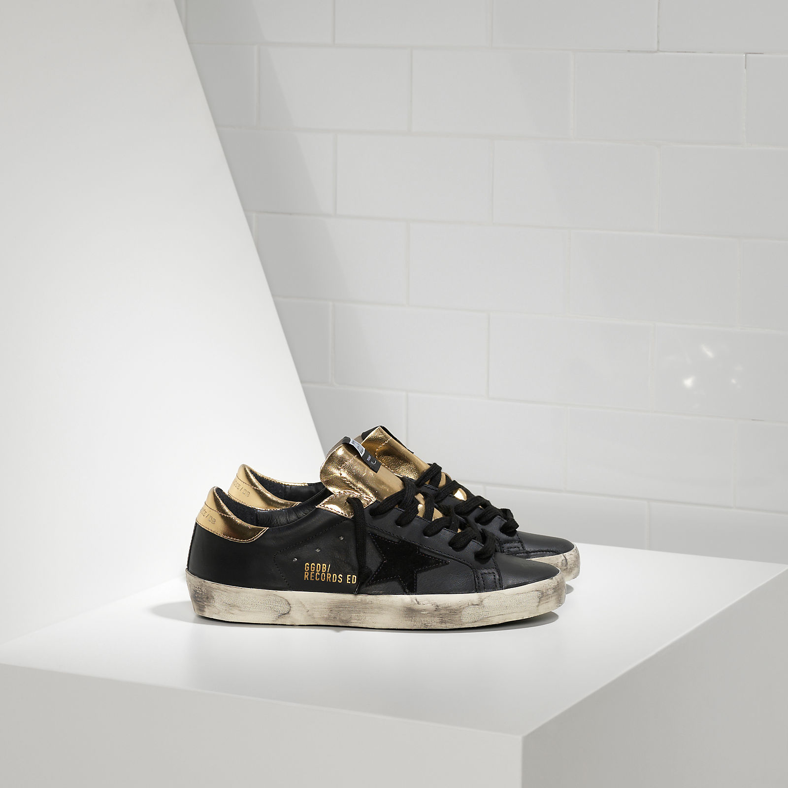 golden goose superstar marrone