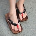 2017 Summer unisex women Sandals Flip Flops Japanese Geta Bidentate clogs wooden slippers Cosplay costumes Geta