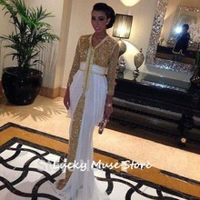 2016 Abaya Dubai Kaftan White Evening Dresses With Long Sleeves Gold Sequined Moroccan Kaftan Ladies Formal Gowns robe de soiree