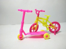 2pcs Kids scooter Bicycles Bikes Mini Toy for Barbie Accessories Girls Birthday Gifts Doll Accessories Fits for 10cm Dolls