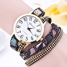 Nueva llegada del remache pulsera correa de cuero de 2015 ginebra marca moda Casual Watch oro del acoplamiento de cadena Anlaog cuarzo reloj caliente
