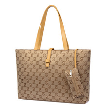 Low price free shipping 2015 new tide female bag in winter Joker belt buckle handbag One shoulder lady’s bag
