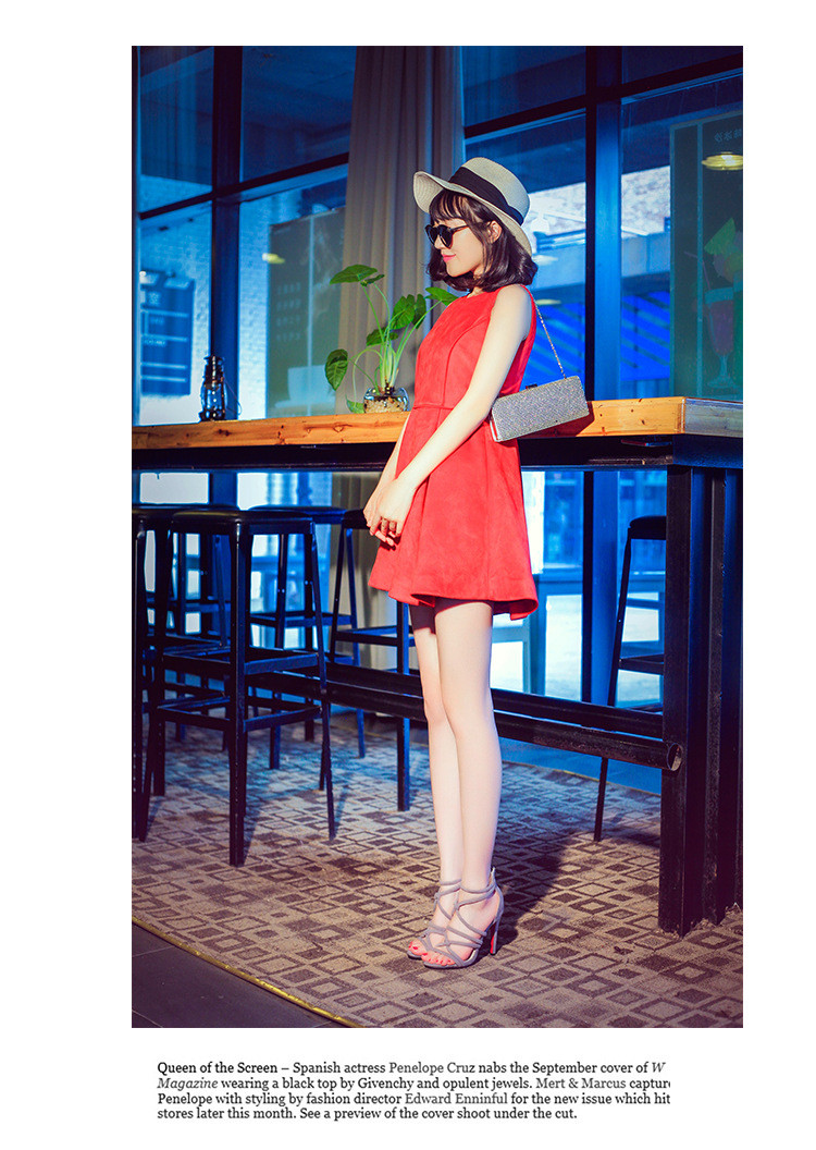 2228572111_1789272305