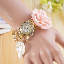 Freeshipping New relogio masculino women quartz Fashion lady Bracelet Watch Pearl Flower Leaf Pendant diamond quartz