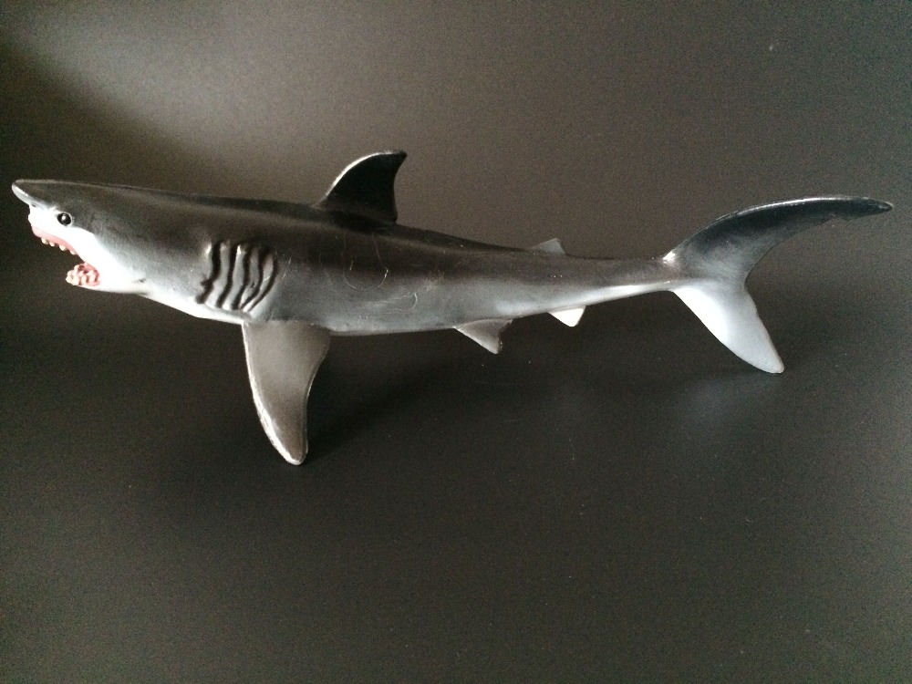 Toys Shark 107