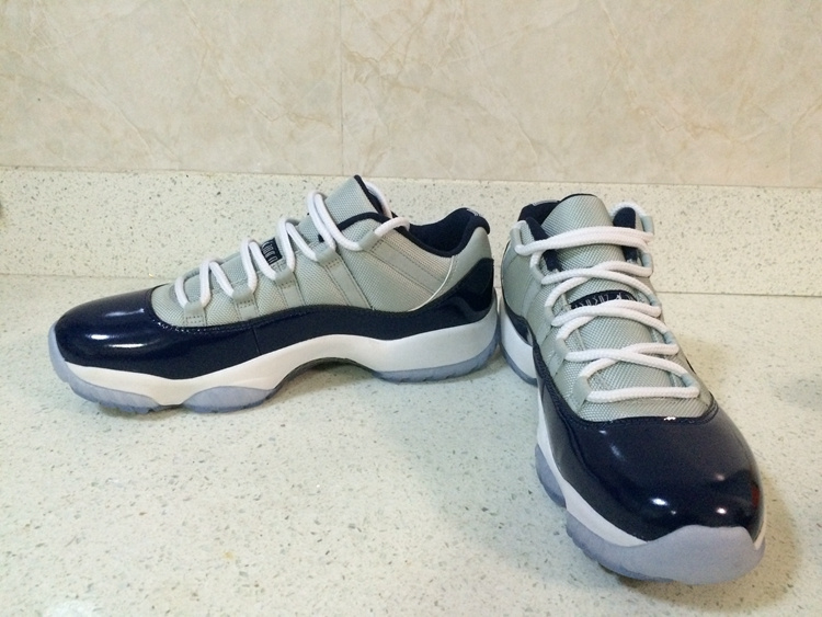 running shoes georgetown 2015 new arrival 11s retro concord snakeskin low bred running shoes georgetown 2015 new arrival 11s retro concord snakeskin low bred