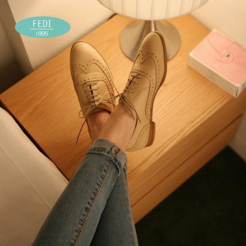 Women summer flat shoes Lady Fashion patent leather round toe lace-up loafers Brogue retro shoes Women comfortable flat shoes