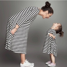 New 2016 baby and mom dress girl dress Family look women kids pajamas children clothing stripe Family Fitted family clothing
