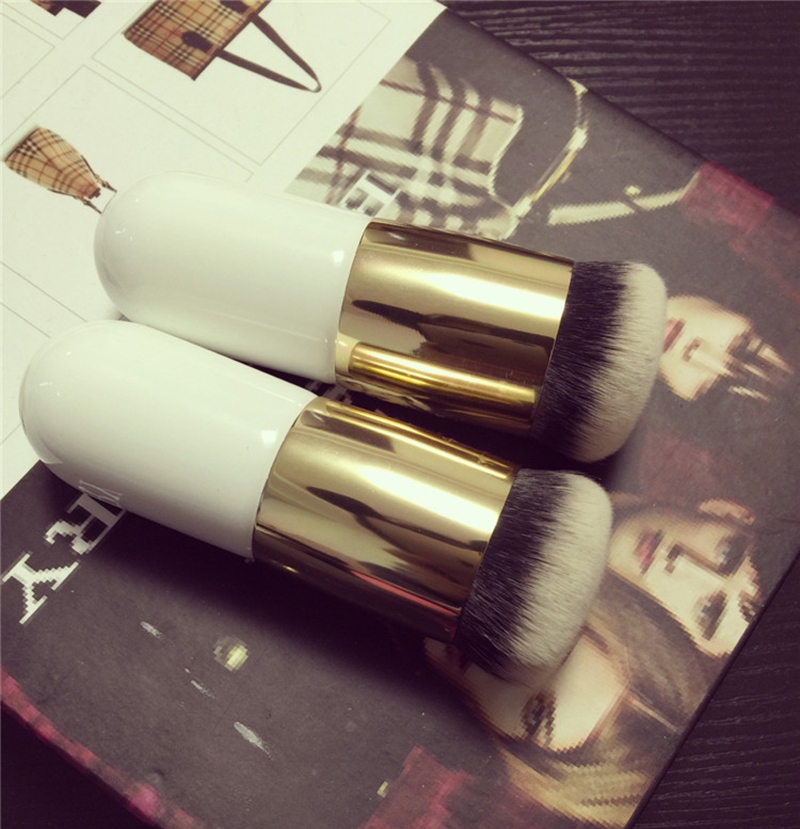 1PC New Two colors Explosion models chubby pier foundation brush flat cream makeup brushes Free Shipping