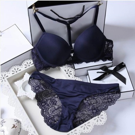 New-2014-HOT-Luxurious-elegance-VS-Bra-and-Panty-Set-Y-line-Underwear-set-lady-s