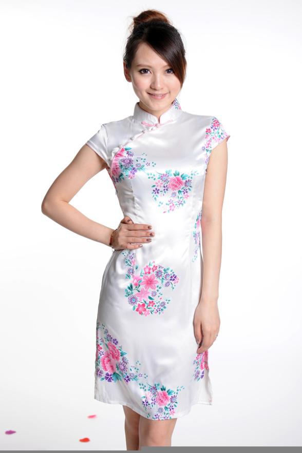 traditional silk cheongsam qipao flora evening dress white size s incheongsams from traditional silk cheongsam qipao flora evening dress white size s incheongsams from