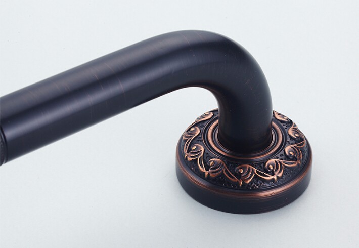 Description Picture 3 of itemAnti-slip Bathtub Handrail Bathroom Tub Safety Grab Bar Black Antique Brass Carved Pattern Base Safety Handles Wall Mounted