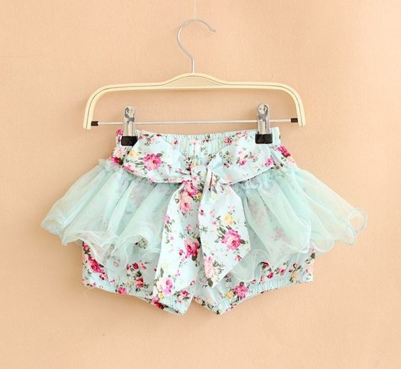 2015-Brand-New-Girls-Shorts-Summer-Kids-Clothes-Casual-Bow-ruffle-shorts-Floral-Lace-Gauze-Cotton (4)