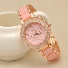 New Popular Ladies Rose Gold Quartz-Watch Famous Brand Luxury Women Watch Full Steel Rhinstone Geneva Watches montre femme