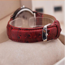 2016 Rushed Glass New Fashion Design Men Vintage World Map Roman Dial Analog Leather Strap Quartz