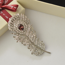 MZC Vintage Silver Peacock Feather Brooch Pins Rhinestone Crystal Animals Wedding Broach for Men Cheap Accessories X0980