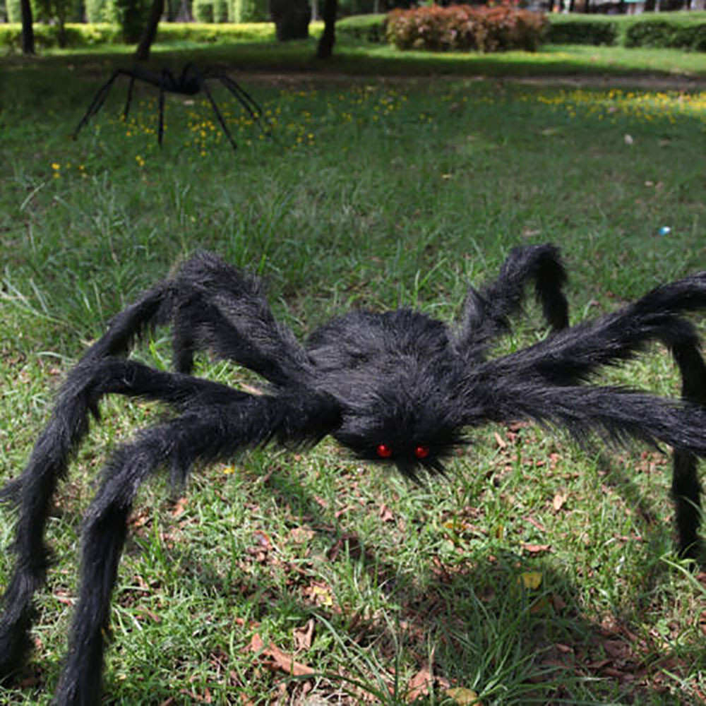 giant outdoor spider decoration