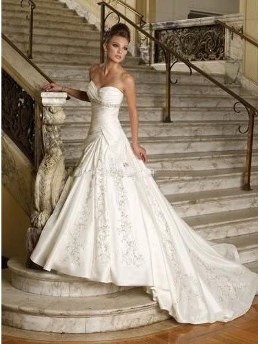 En Vogue Wedding Dress